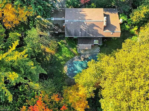 4th image of 1296 Cumnock Cres