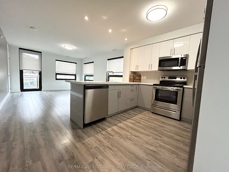 460 B Belmont Ave W #101 — Photo 6