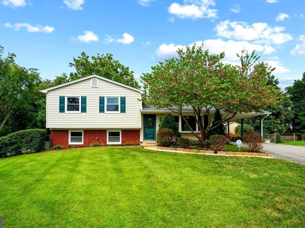 6410 Kroy Dr, Springfield, VA 22150