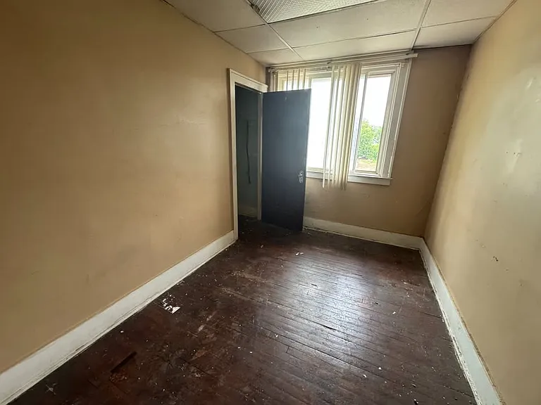 7164 Tuxedo St — Photo 5