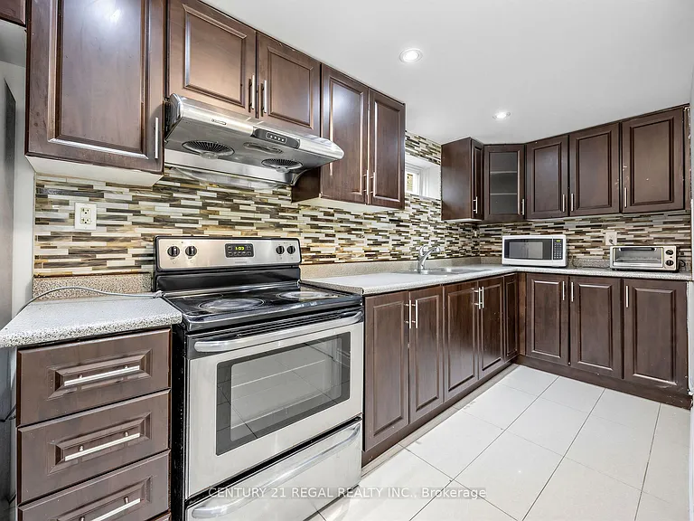 82 Crow Trl #BASEMENT — Photo 16