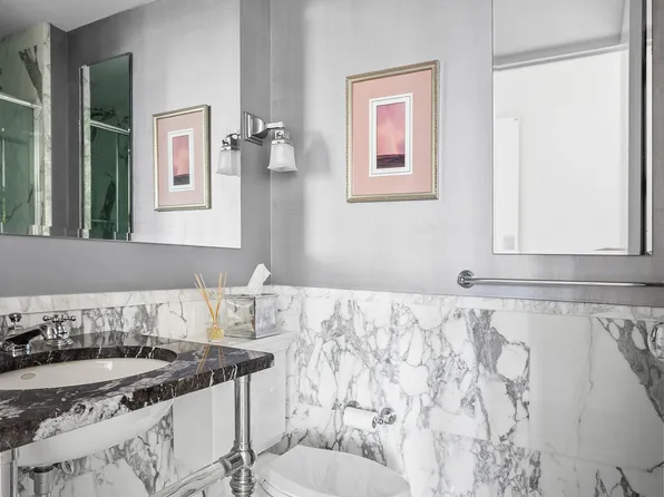 401 East 60th Street image 8 of 11