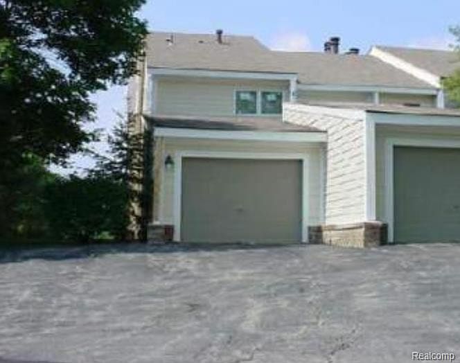 1st image of 35322 Hillside Dr