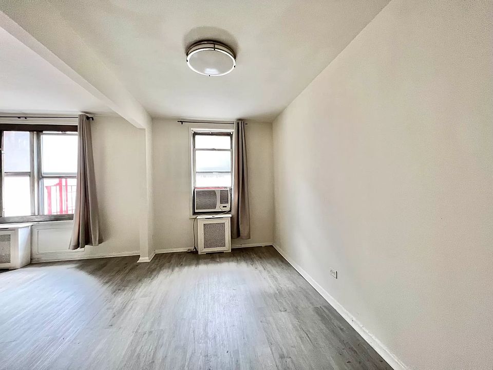 4107 Bowne St Flushing, NY, 11355 Apartments for Rent Zillow
