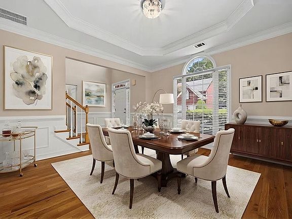 3rd image of 1943 Regency Cove Ct