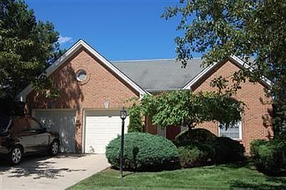 1st image of 6820 Wembley Cir