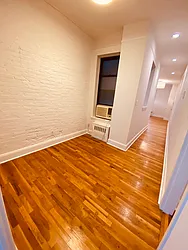 Rented by Metropolis Real Estate of Manhattan