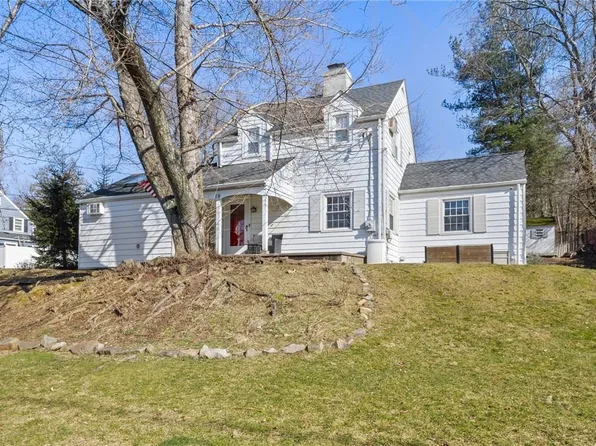 19 S Greenbush Road, West Nyack, NY 10994