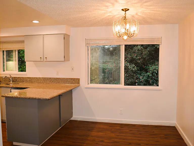319 Linn Ave #319 — Photo 19
