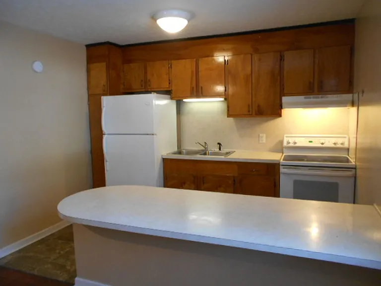 6218 Blynn Dr — Photo 4
