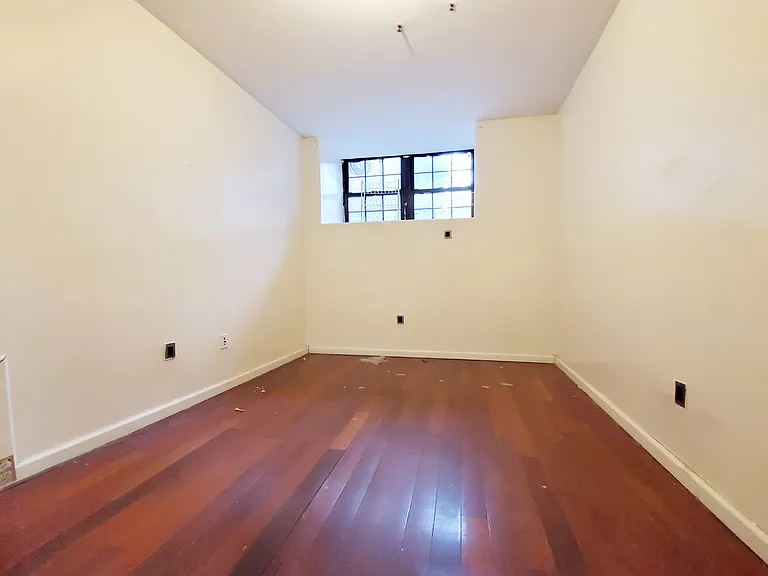 51 Eldert St #101 — Photo 3