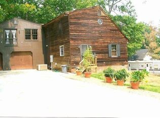 9342 Fox Run Dr, North Chesterfield, VA 23237