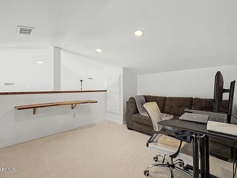 5773 W Shannon St — Photo 39