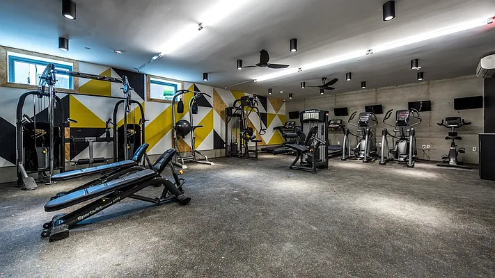 Rented by Nooklyn NYC LLC | media 80