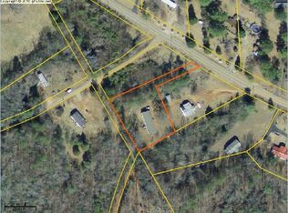 1173 Gravley Rd, Pickens, SC 29671