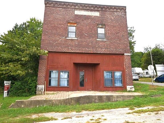 3rd image of 114 Main St #8-10