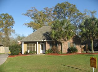 11084 Reyn Dr, Gonzales, LA 70737