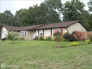 1006 Saint Pauls Dr photo 1