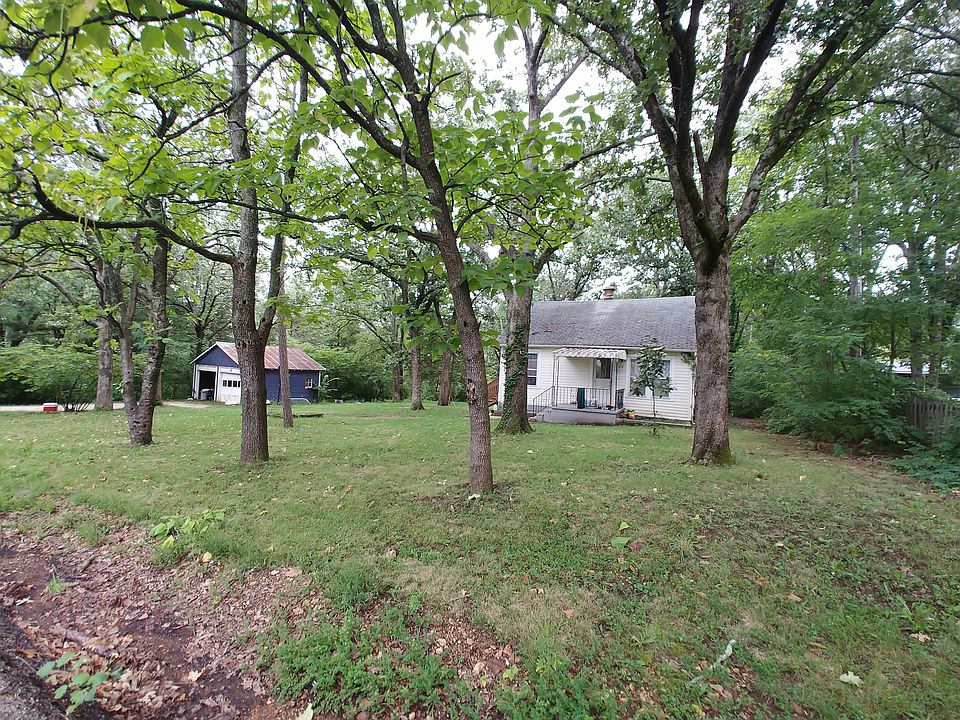 1st image of 618 Forest Ave