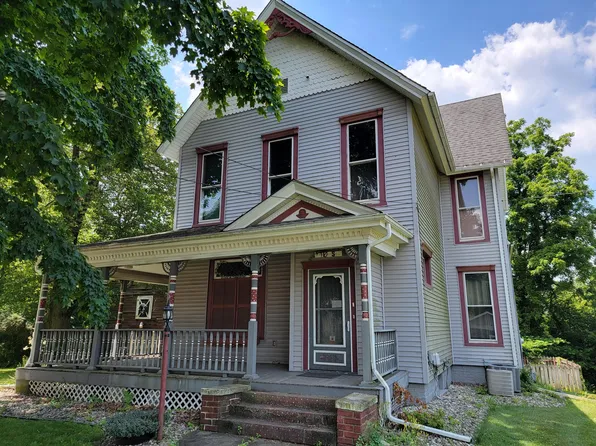 110 S Main St, Kingsbury, IN 46345