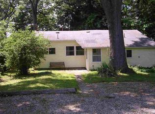 9461 N Koher Rd E, Syracuse, IN 46567