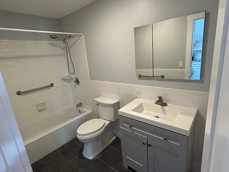 206 Hillcrest Ave — Photo 3
