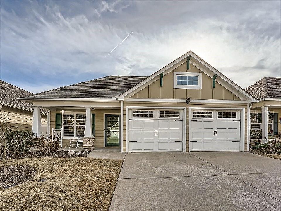 1st image of 214 Winthrope Dr