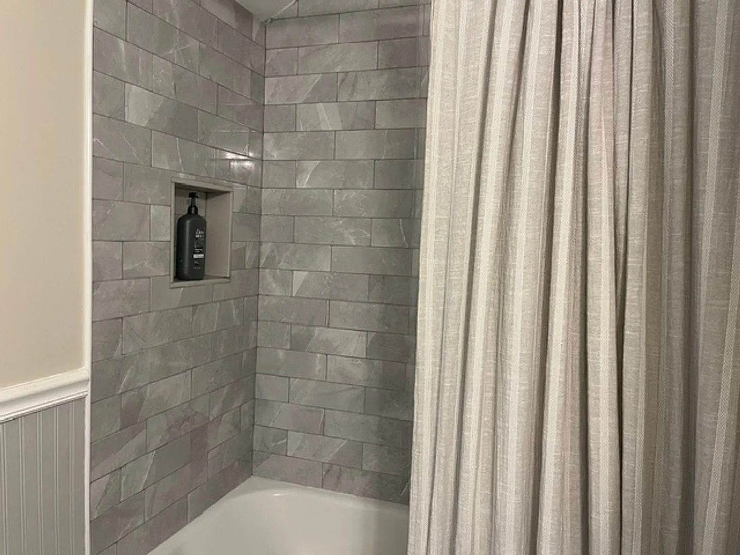 Furnished Studio Apartment - rent includes wifi, water and cable! — Photo 3