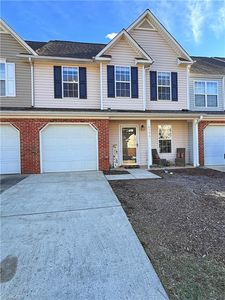 6306 Double Eagle Dr, Whitsett, NC, 27377