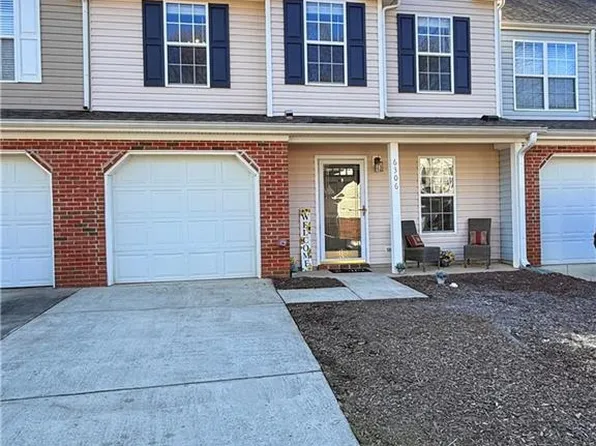 6306 Double Eagle Dr, Whitsett, NC 27377