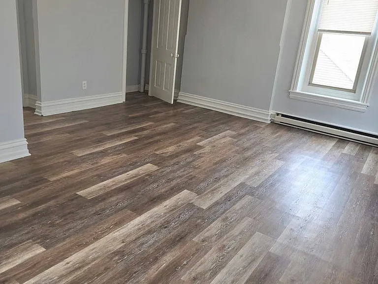 962 Hamilton St — Photo 4