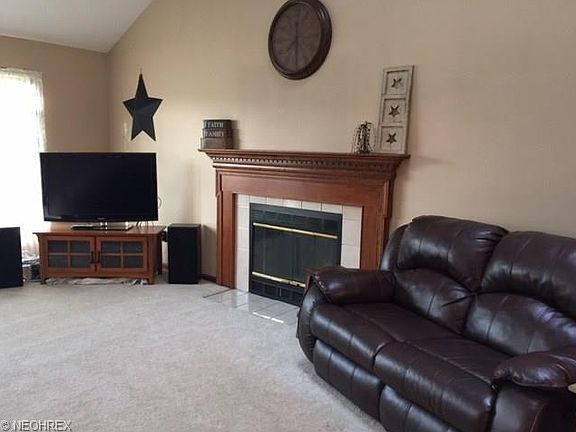 4th image of 4215 Telegraph Ln