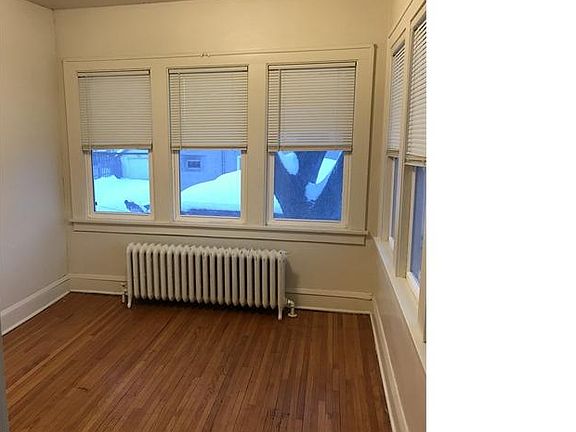 5th image of 2512 26th Ave N #2