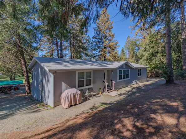 18900 Ridge Rd, Pine Grove, CA 95665