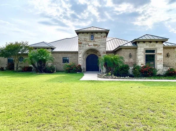 4207 Mesquite Ave, Lyford, TX 78569