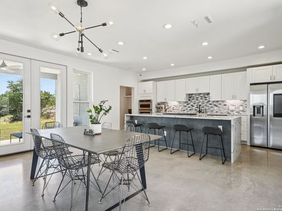 714 Misty Water, San Antonio, TX 78260