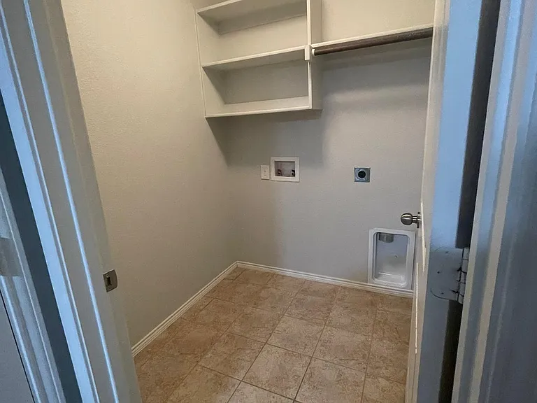 14348 Artisan Dr — Photo 32
