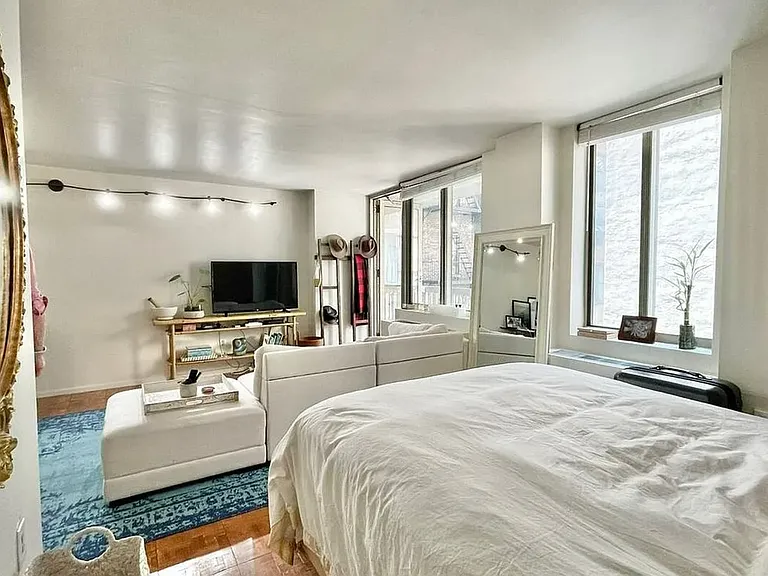 50 Lexington Ave #3B — Photo 4
