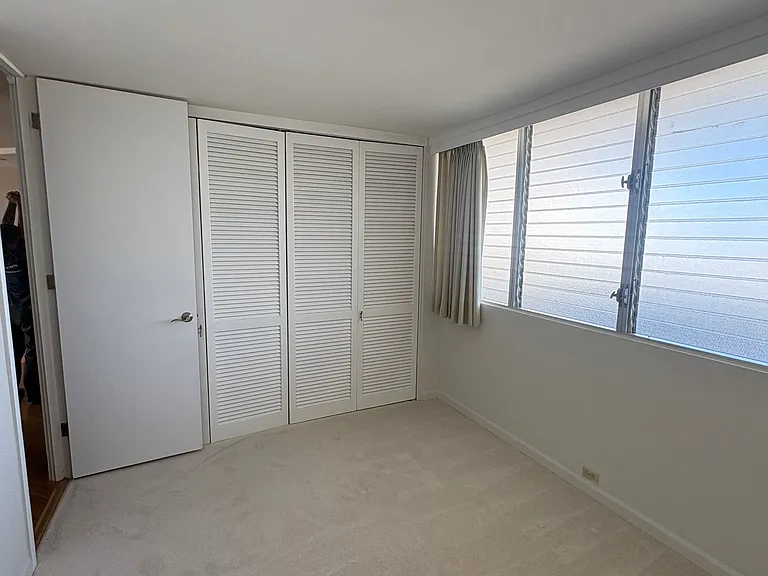 1212 Punahou St #3303 — Photo 9