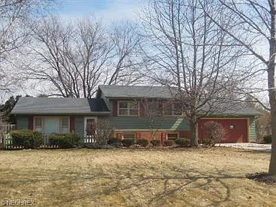 3703 Highmeadow Dr photo 1