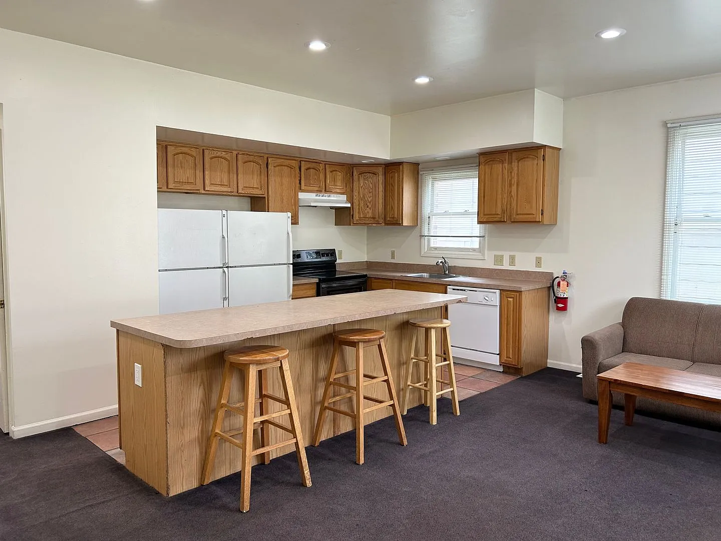 6 Bed/2 Bath Private Home Available August '27 — Photo 2