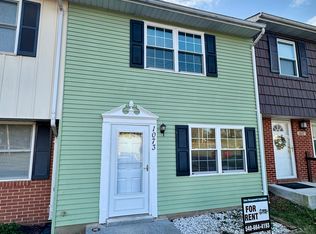 1073 Filbert St, Stephens City, VA 22655