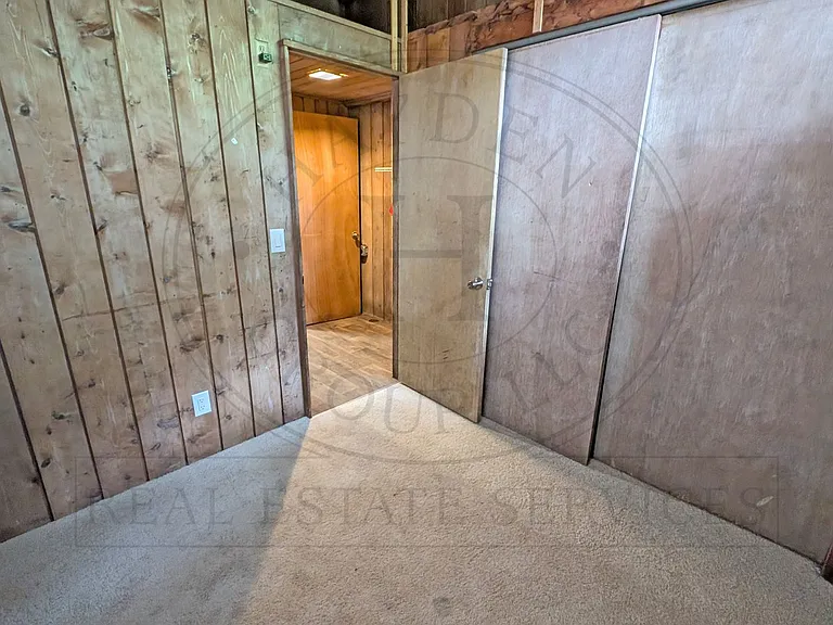 11185 SW Hall Blvd — Photo 3