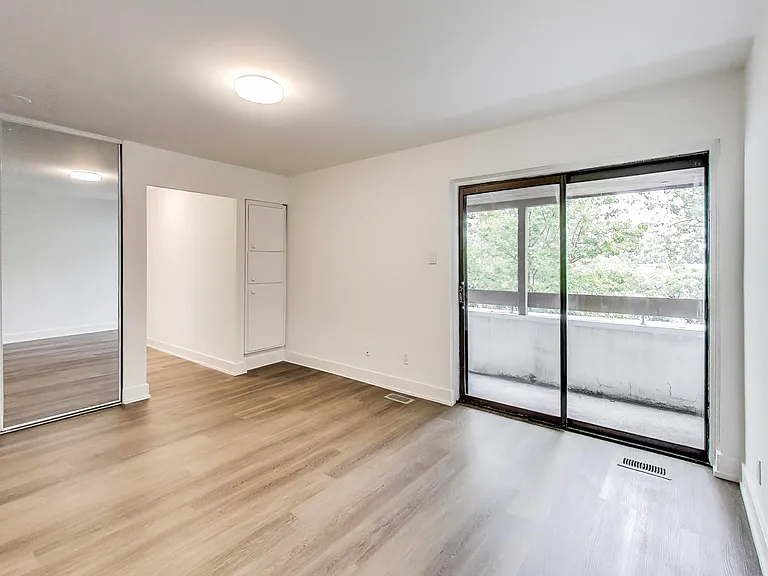 400 Woodsworth Rd #390 — Photo 10