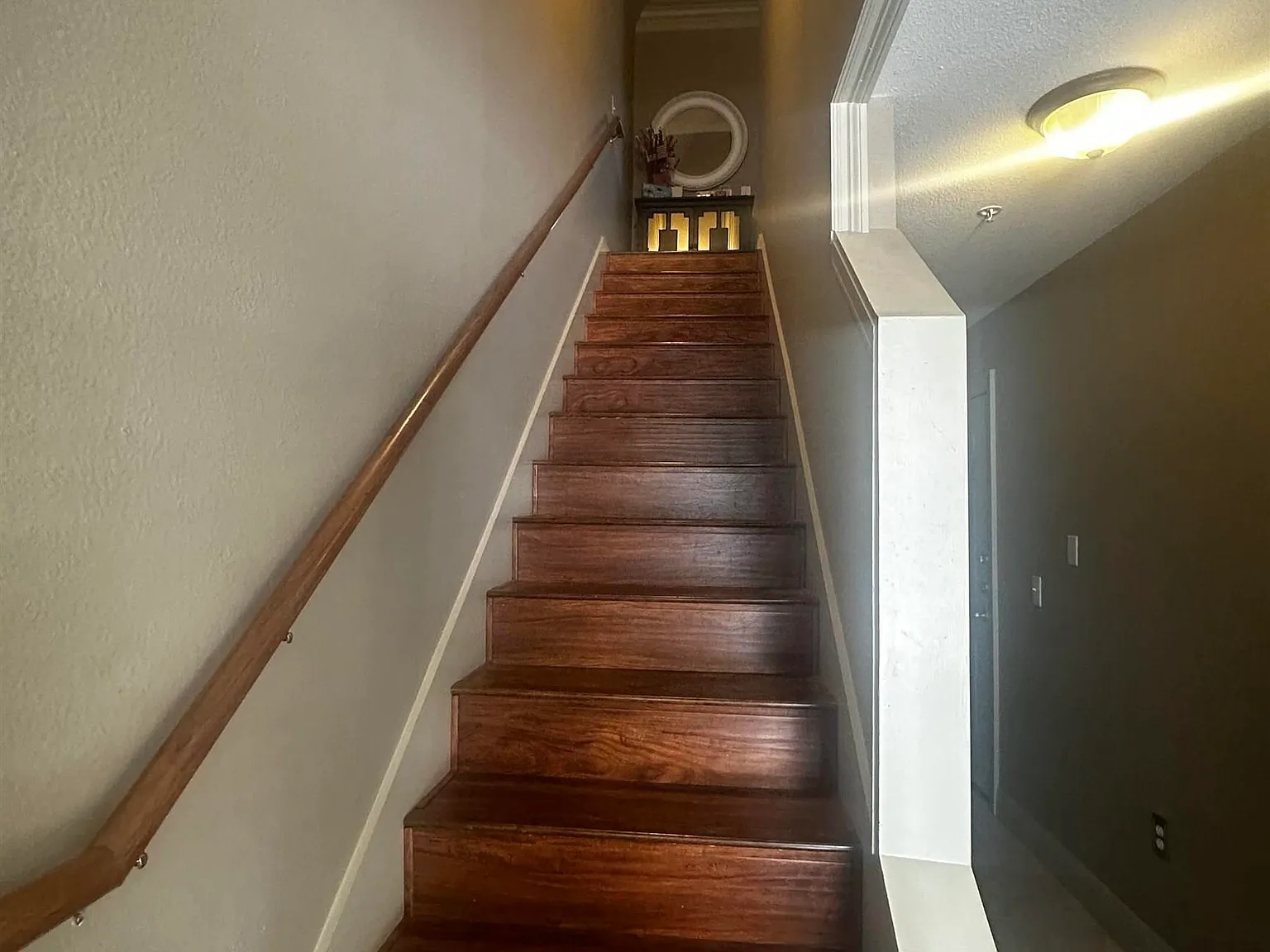 3 bed, 1869 sqft, $2,300 — Photo 4