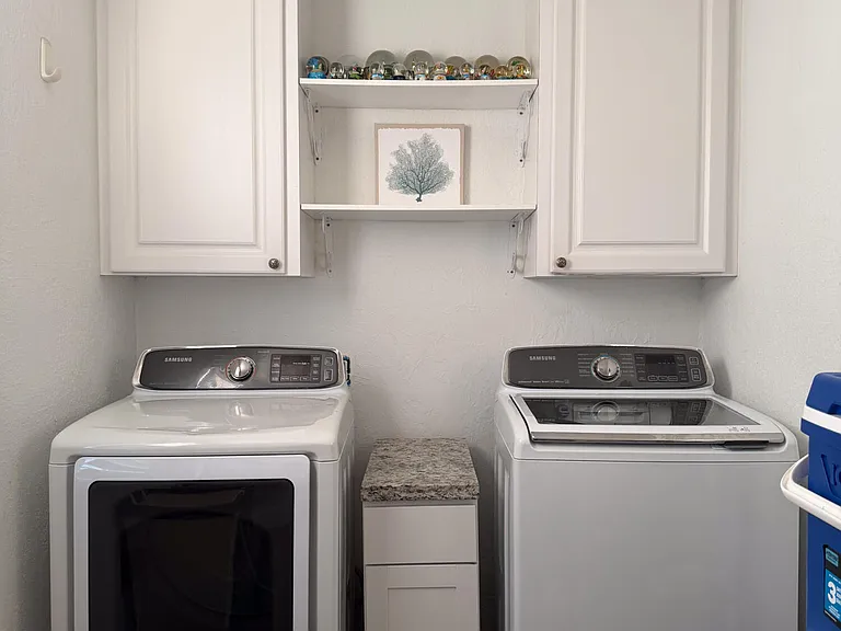 521 Hampton Rd — Photo 16