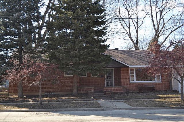 1st image of 17 S Lord Ave
