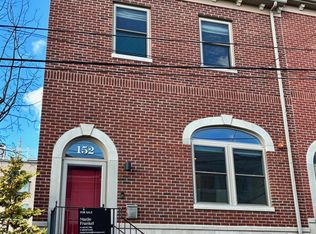 152 Carson St, Philadelphia, PA 19127