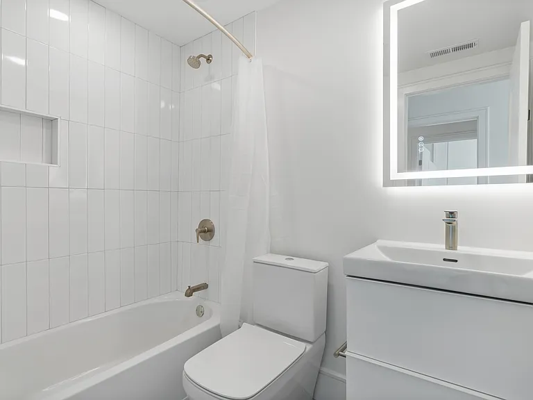 1580 Beacon St #300 — Photo 7