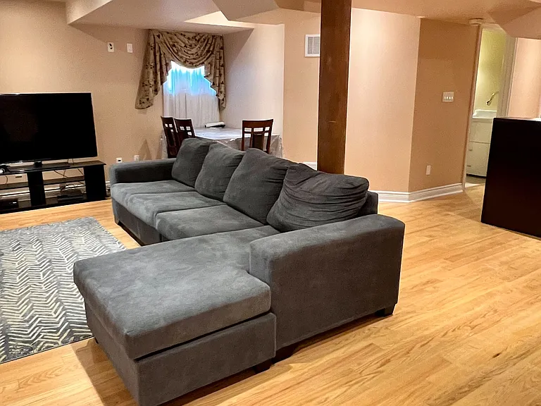 44 Ann Louise Cres #BASEMENT — Photo 16